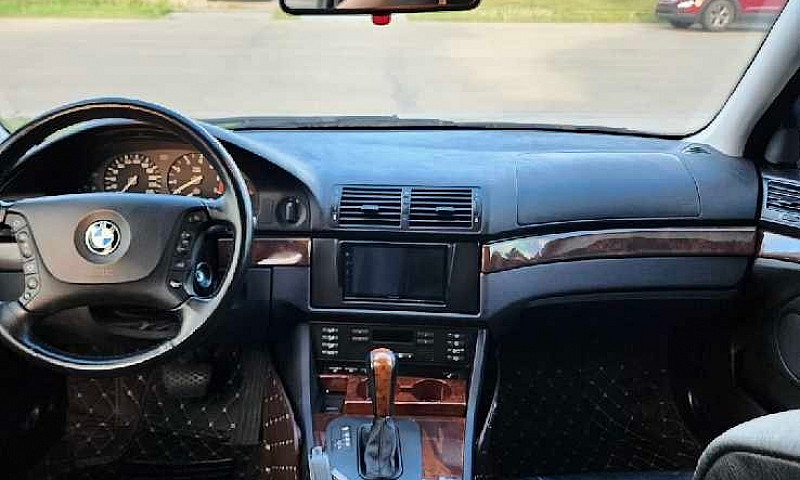 2002 Bmw 540I...