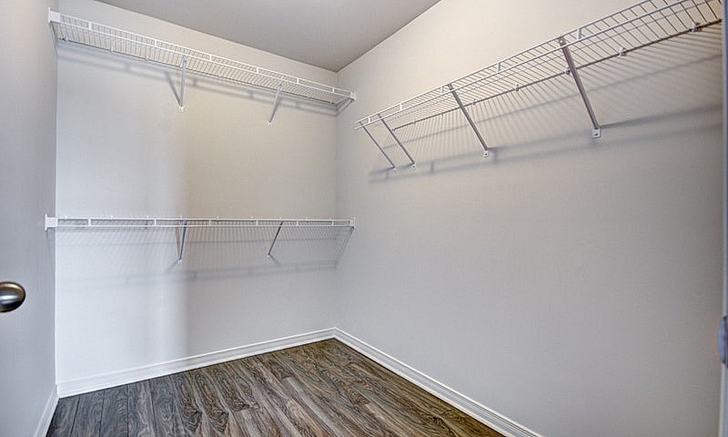 Condo 4 1/2 Pour Lou...