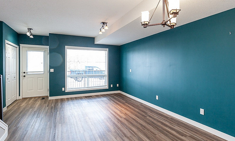 For Rent: Townhouse ...