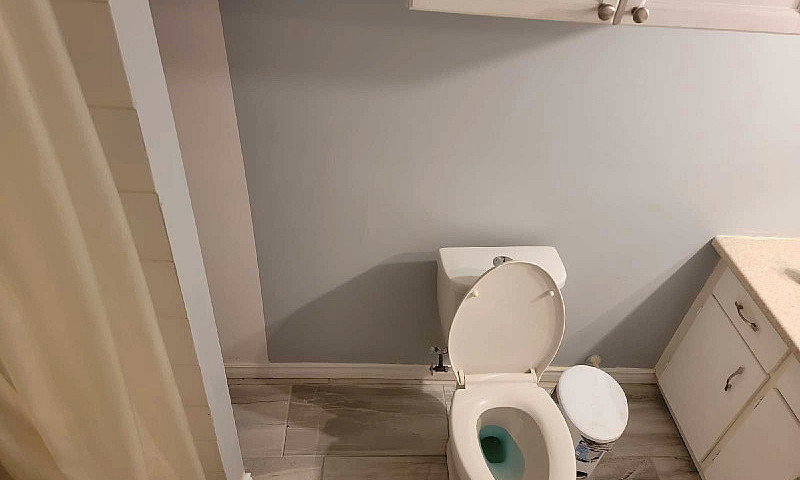 Room For Rent ...