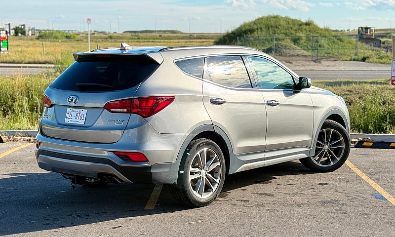 2017 Hyundai Santa F...