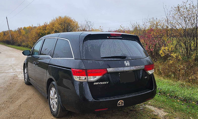 2016 Honda Odyssey...