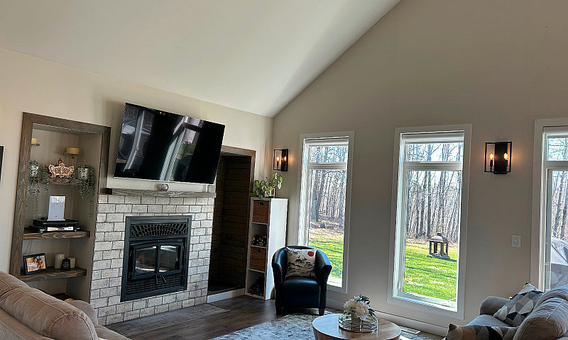 Stunning Country Hom...