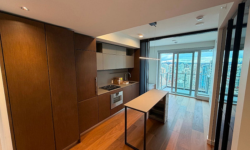 1 Bed 1 Bath Condo...