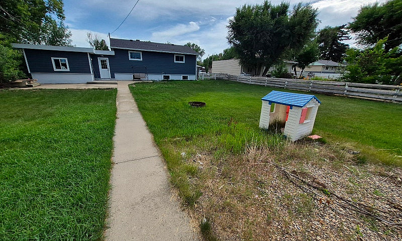 Renovated 3 Bed, 2 B...