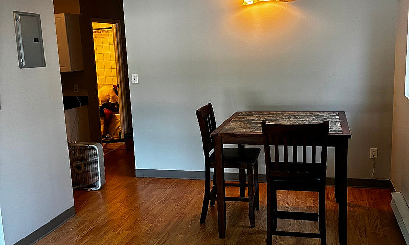 One-Bedroom Apartmen...