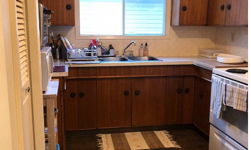 Clean, Spacious Dupl...