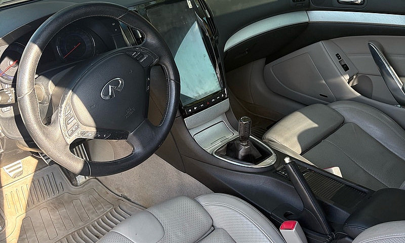 2008 Infiniti G37S...