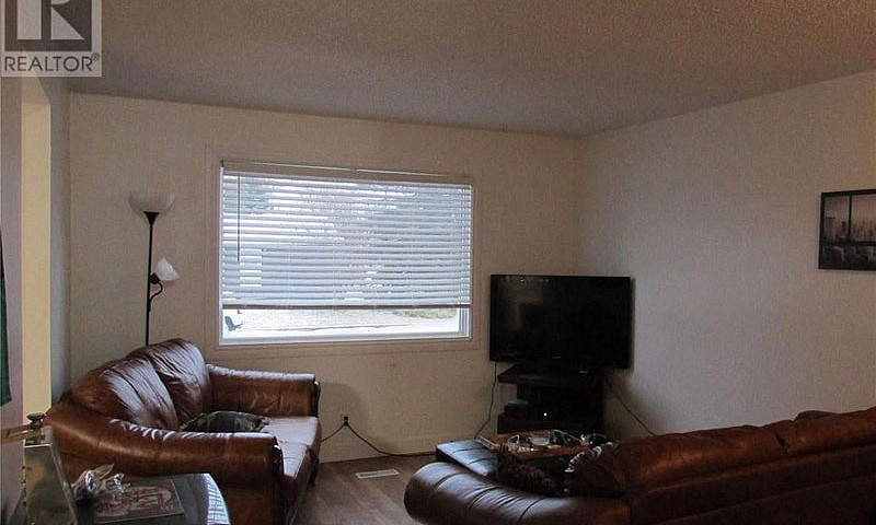 3 Bedroom Bungalow I...