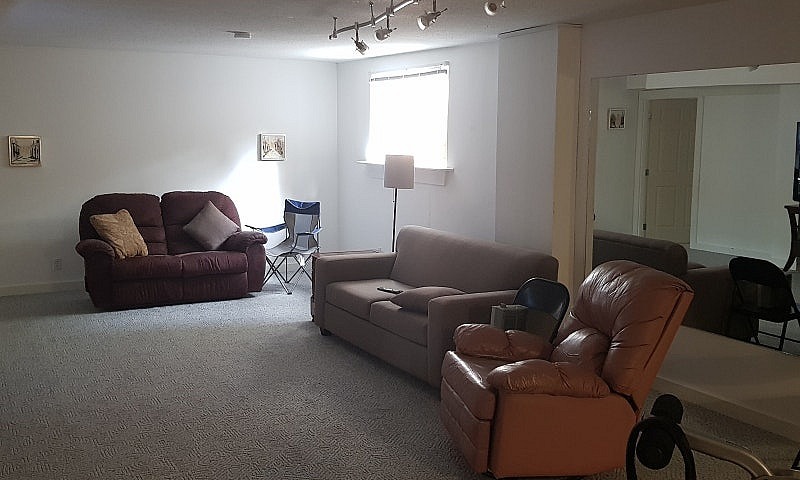 2 Bedroom 1600 Sq Ft...