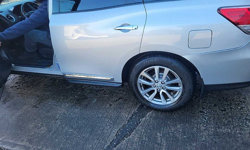2013 Nissan Pathfind...