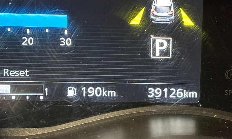 2023 Nissan Kicks Sv...