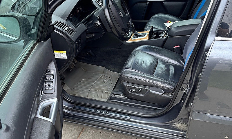 2005 Volvo Xc90 2.9L...