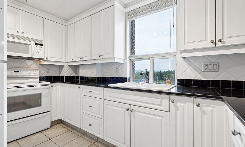 2 Bed, 2 Bath Condo ...