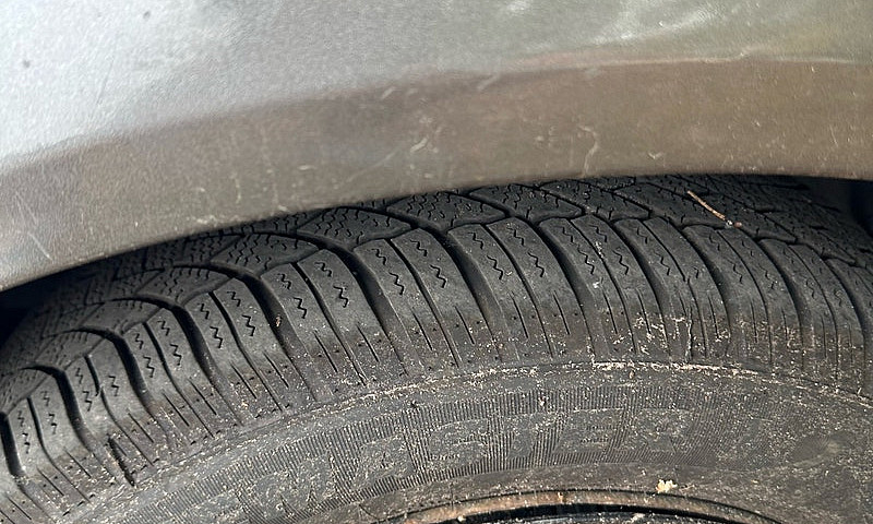 2008 Pontiac Vibe...