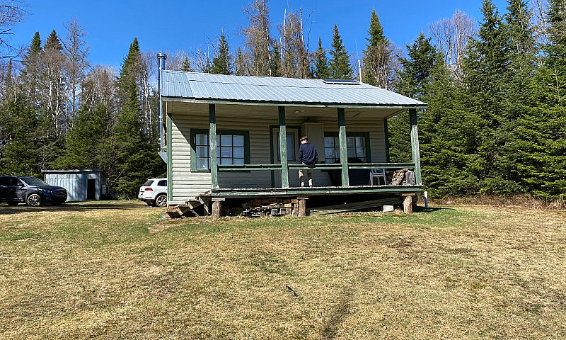 Camp De Chasse Et Pê...