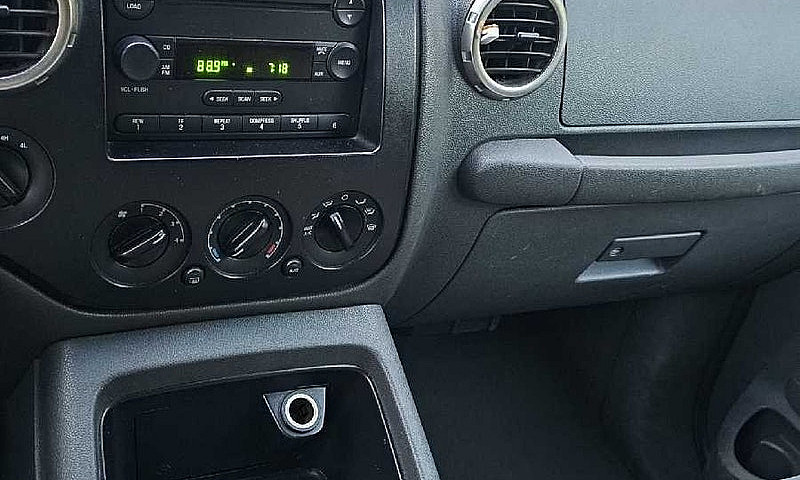 2003 Ford Expedition...