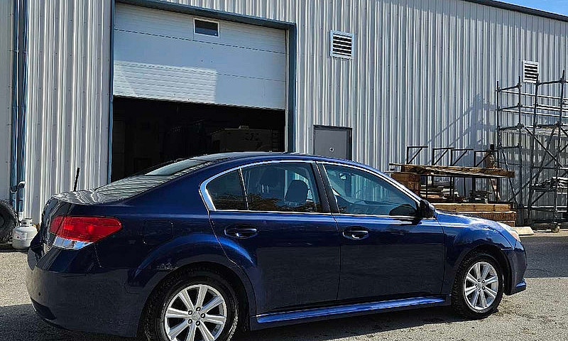 2010 Subaru Legacy 2...