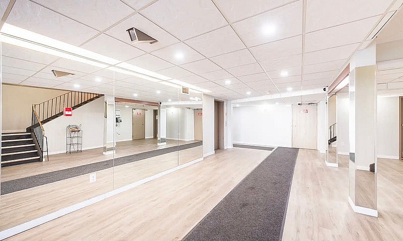 2 Bedroom 1 Bath Apa...