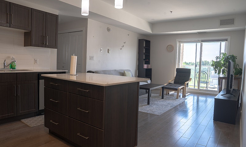 Beautiful 2-Bedroom,...