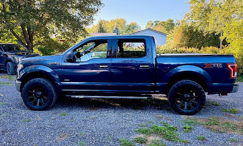 2017 Ford F150 Level...