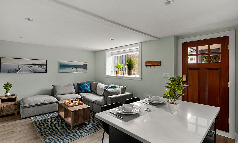 3Br Oak Bay Furnishe...