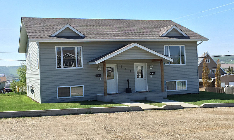 3 Bed Duplex With Al...