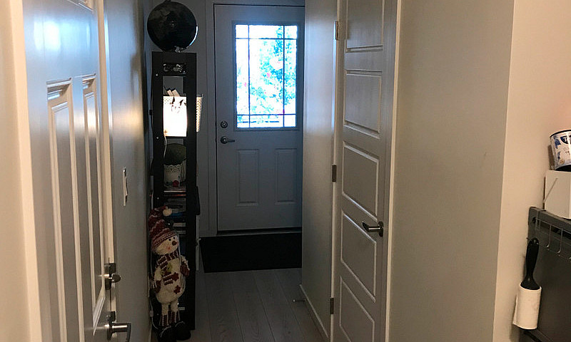 Modern 2-Bedroom Tow...