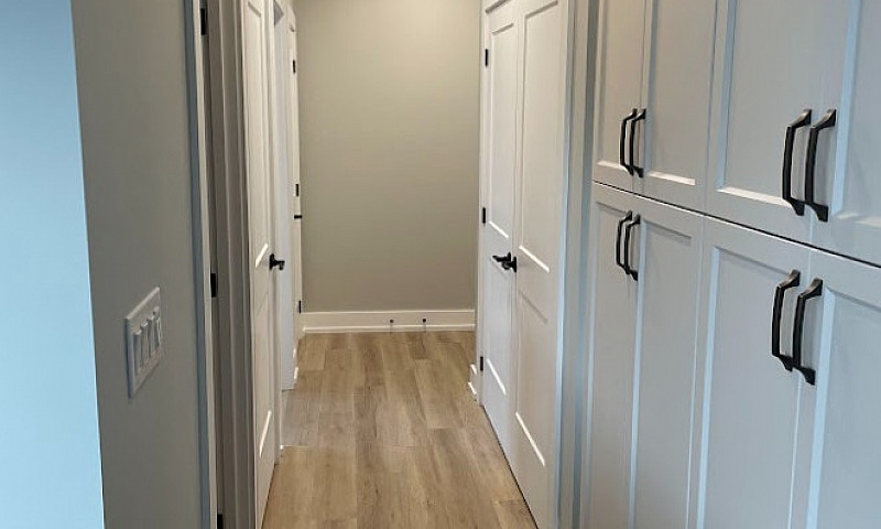 Beautiful 1 Bedroom ...