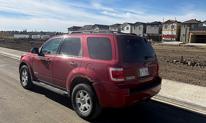 2010 Ford Escape Lim...