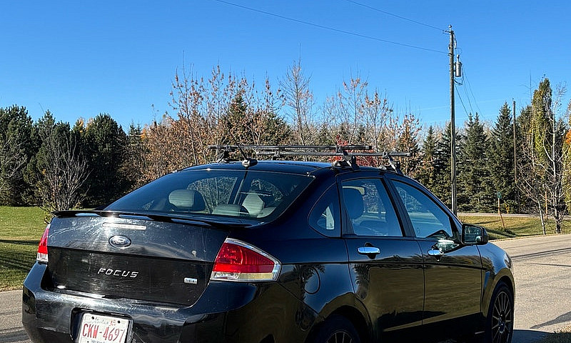 2010 Ford Focus...
