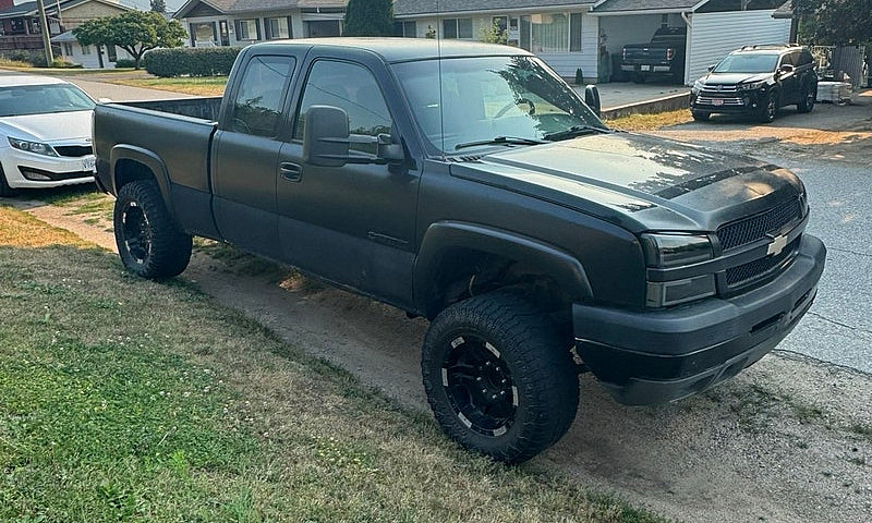 2004 Silverado 2500H...