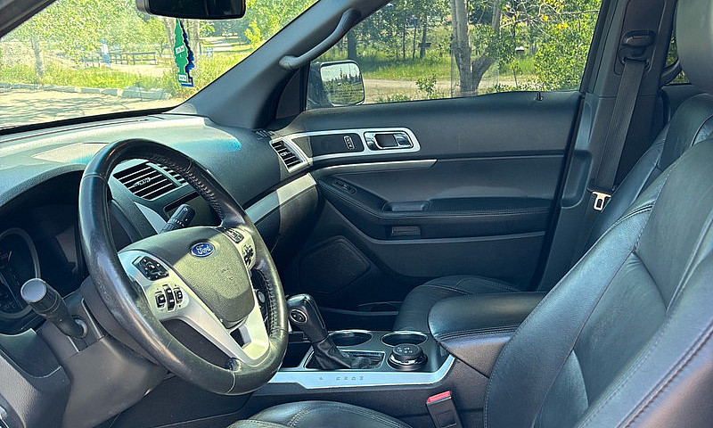 2014 Ford Explorer ...