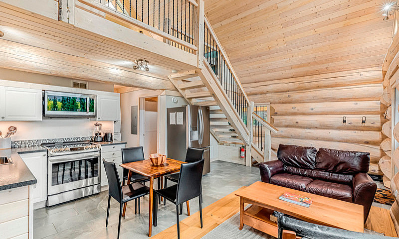 Acreage! 130 Woodlan...