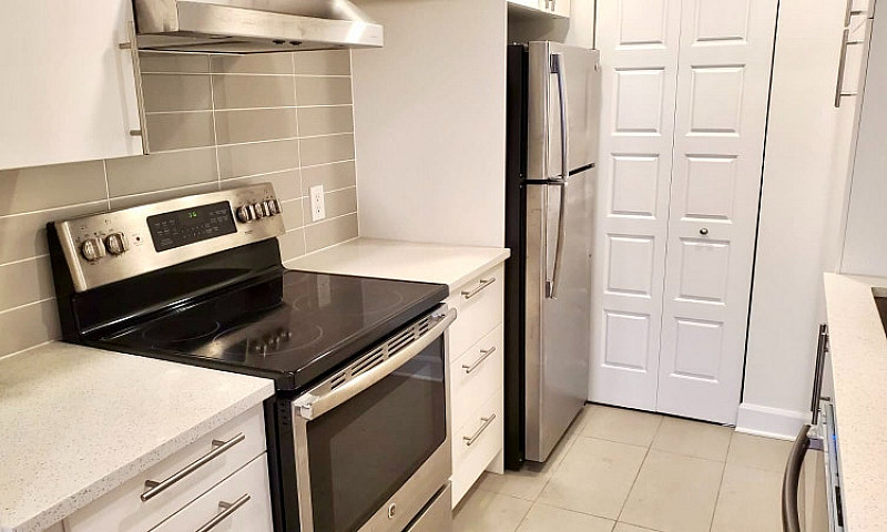 Spacious 2-Bedroom A...