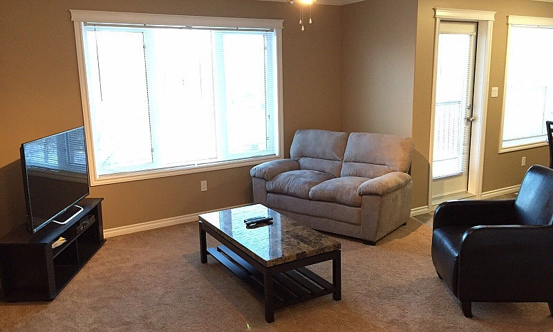 **Newer** 2 Bedroom ...