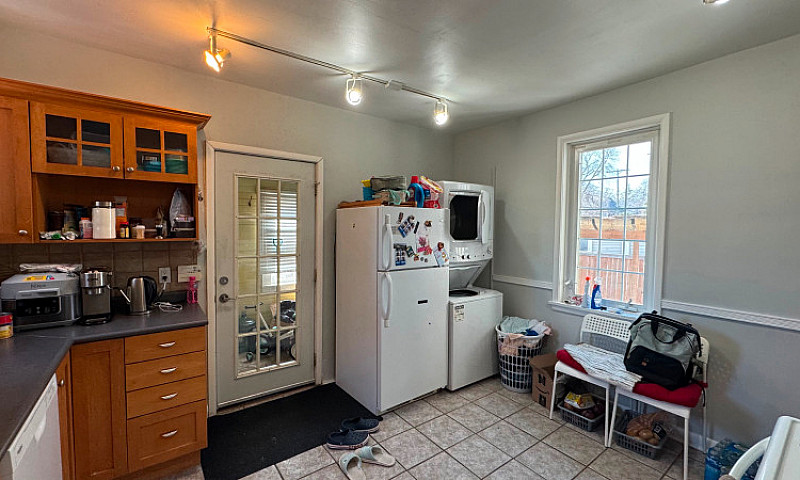 **2 Bed 1 Bath Duple...