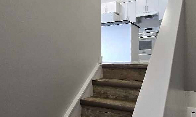 1 Month Free  Rent I...