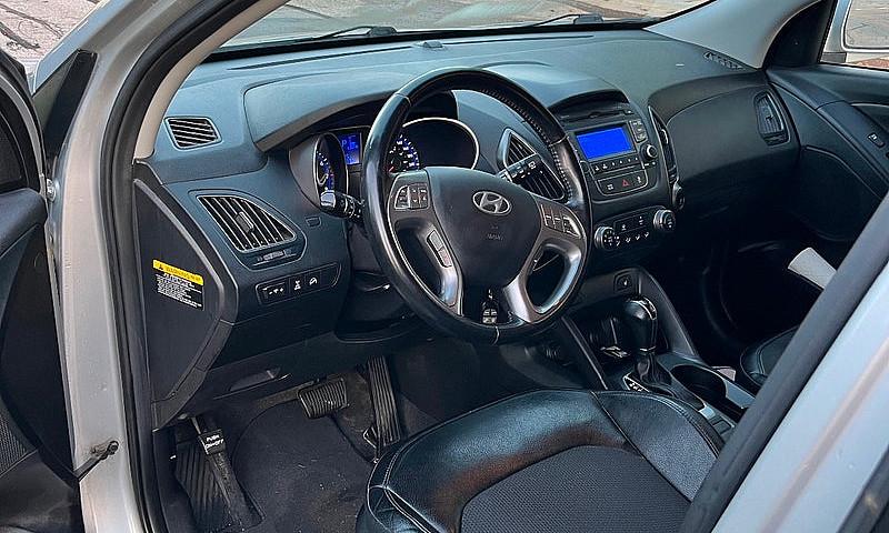 Hyundai Tucson 2015...