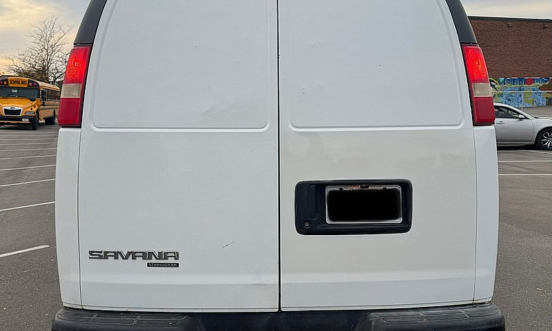 2014 Gmc Savana 2500...