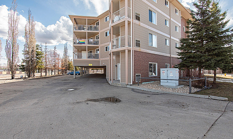 2 Bedroom Condo/Firs...