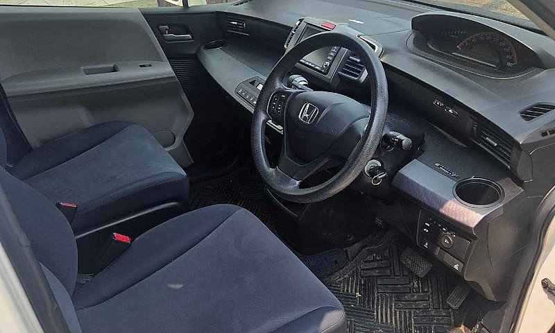 Honda Wheelchair Van...