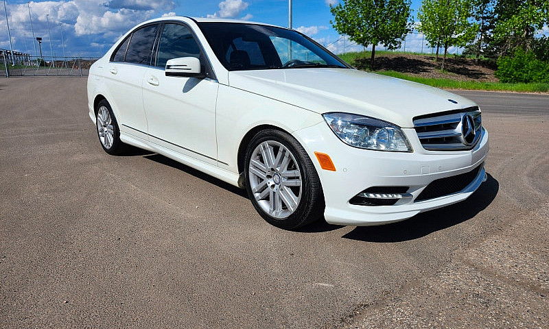2011 Mercedes C250 4...