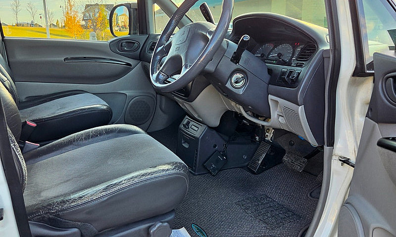 Mitsubishi Delica Ch...