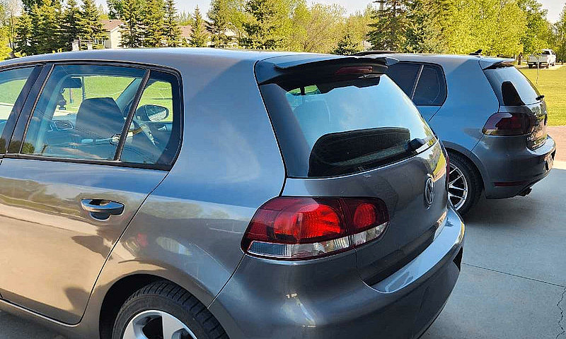 2012 Volkswagen Golf...