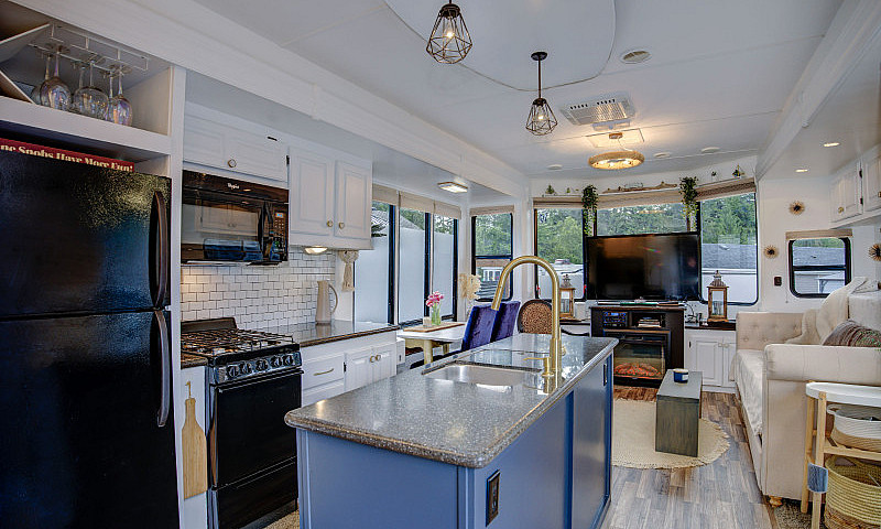 *Home For Sale* 2115...