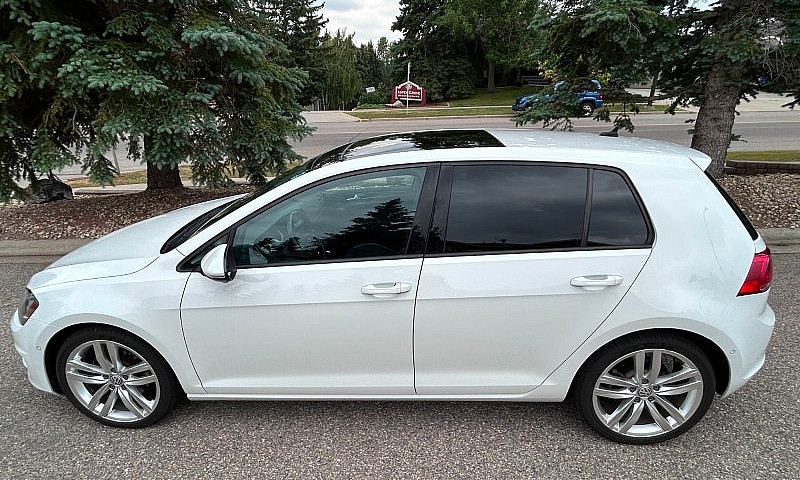 2016 Volkswagen Golf...