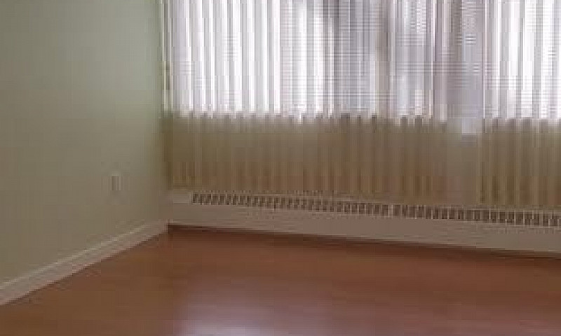 Spacious 2 Bedroom 2...