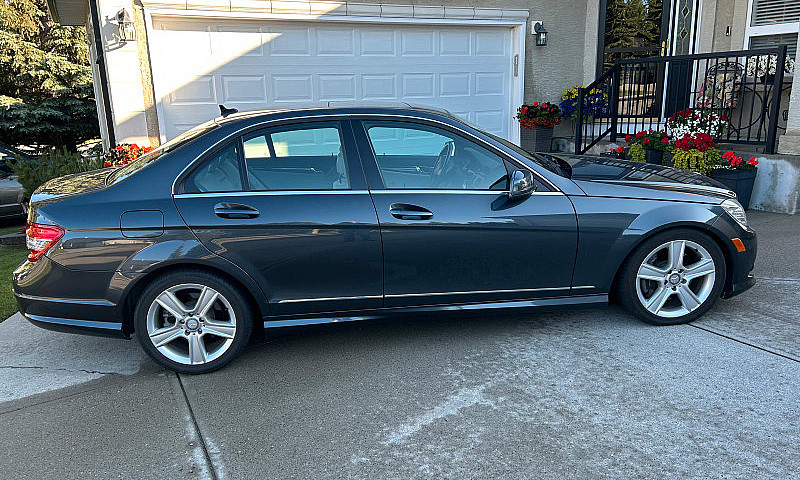 2010 Mercedes C300...