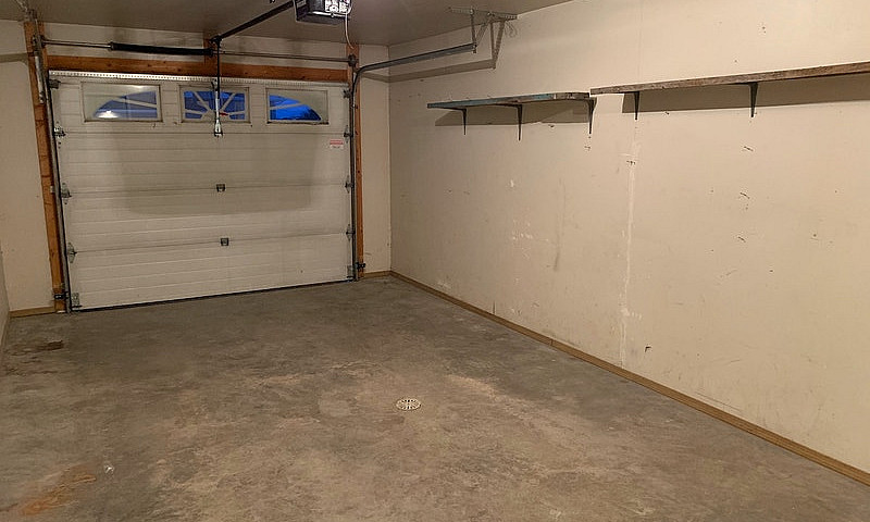 2 Bedroom Duplex Wit...